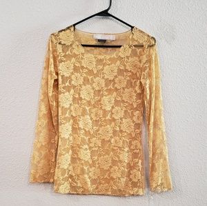 New with tags Urban Mango yellow rose lace top
